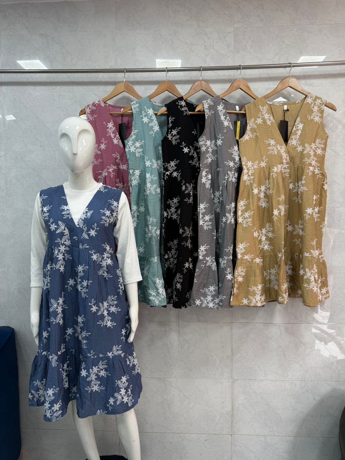 Floral Print V-Neck Dress